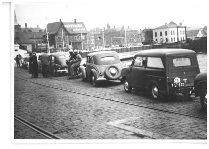 Biler på havnen