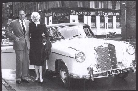 Carl Brisson & Rosalind Russel