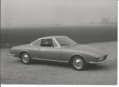 Fiat 2300S med Pininfarina-karrosseri