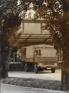 Mercedes-Benz lastvogn LP 1313-1319 (3 foto's)