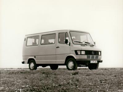 Mercedes-Benz 207D / 307D / 407D
