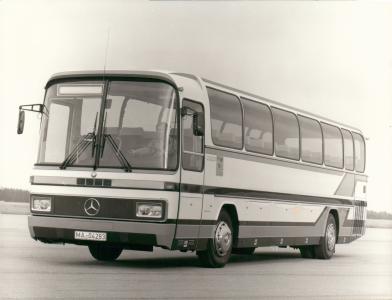 Mercedes-Benz Turistbusser O 303 series (10 fabriksfoto)