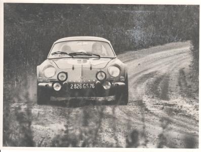 Renault Alpine A110 series II - rally (foto 3)