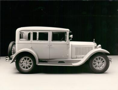 Mercedes-Benz W11, Stuttgart 260