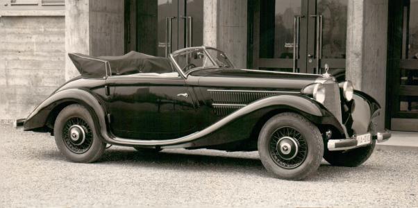 Mercedes-Benz W142/W143 Cabriolet (2 foto)