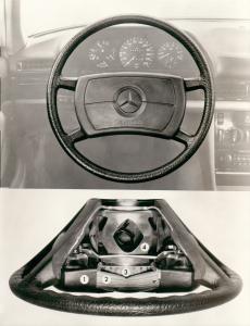 Mercedes-Benz airbag