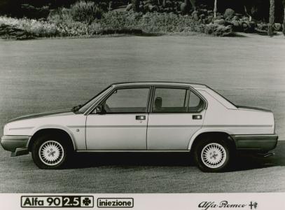 Alfa Romeo 90 (1 foto)