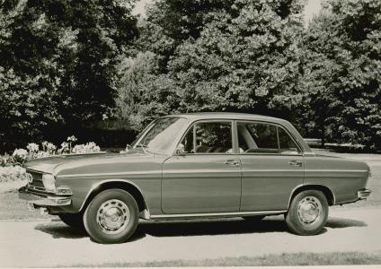 Audi 60 - 90 (4 foto)