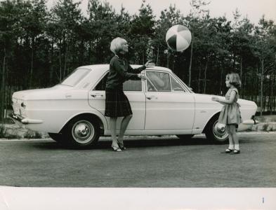 Ford Taunus 12M P6 (foto 2)