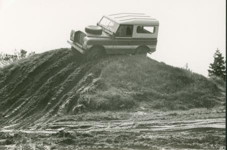 Land Rover Defender 90 (foto 6)