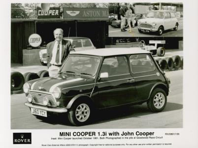 Mini Cooper 1.3i (foto 1)