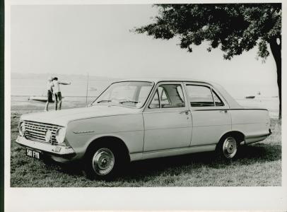 Vauxhall Victor VX4/90 FC (foto 1)