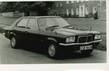 Vauxhall Victor 2300 (foto 2)