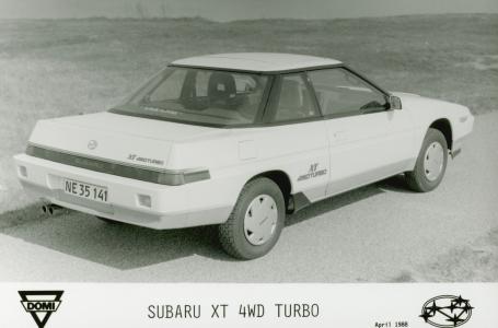 Subaru XT 4WD (foto 7)