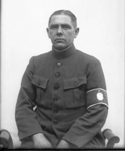 Chauffør med KDAK-armbind