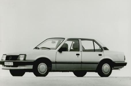 Opel Ascona C