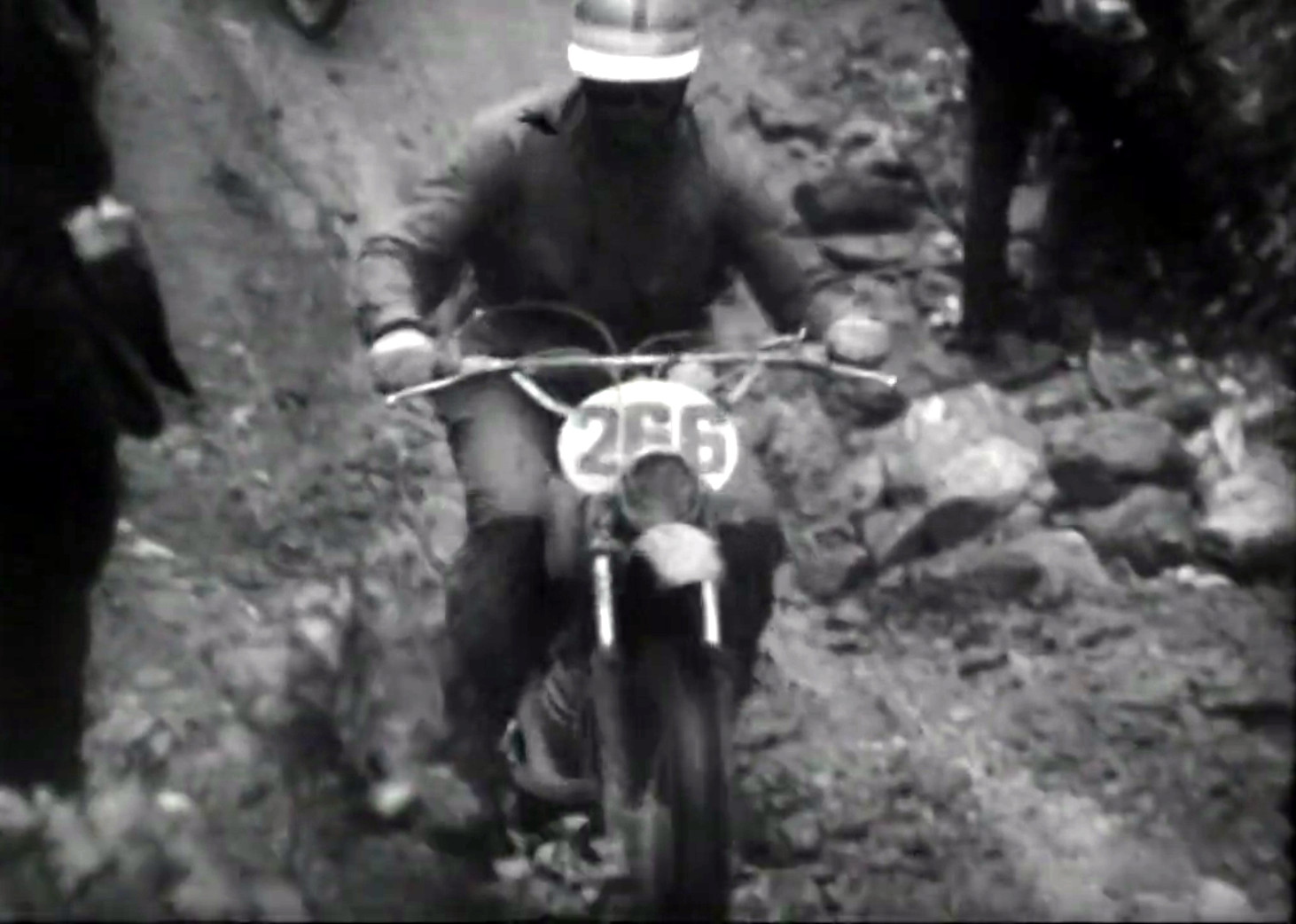 Altid oppe foran - Jawa